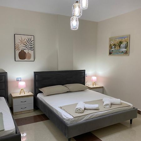 Tinas Rooms Durrës Buitenkant foto